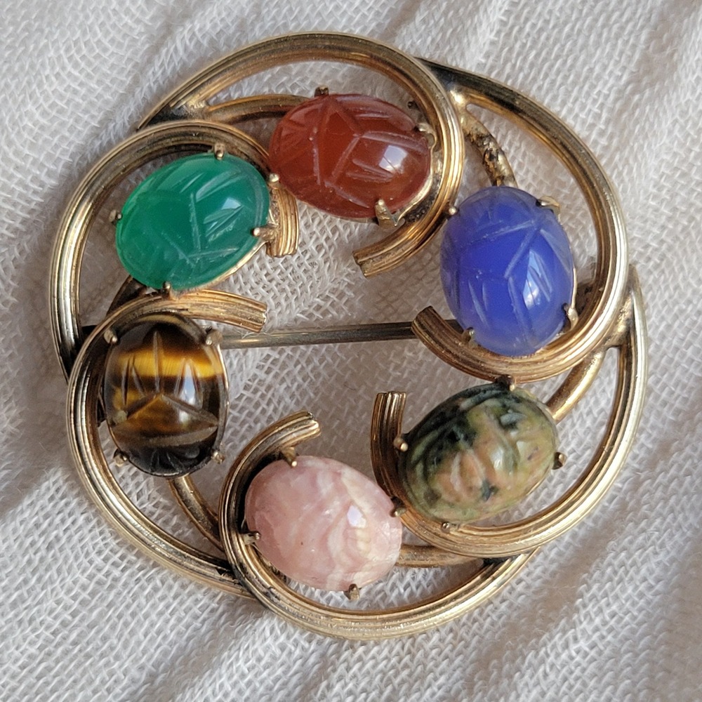 Vtg 50s Egyptian Revival Scarabs Circle Brooch Semi-Precious Stone Gold Filled